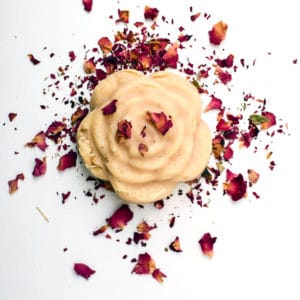 Duschbar aus Seifenresten »Bergamotte-Rosen-Minze« | Schwatz Katz